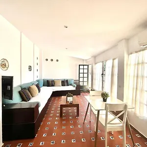  Apartment Plaza De Santa Cruz Spain